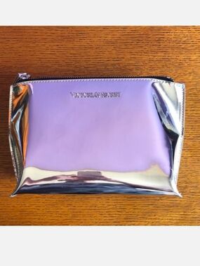 NWOT Victoria’s Secret Mirrored Silver Makeup Bag